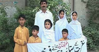 Hunger forces father to sell his six children