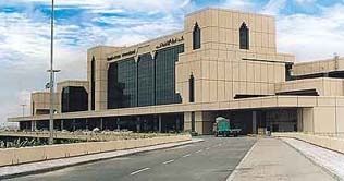 Karachi: Passengers protest against flight diversion