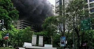 Tension continue despite surrender of red-shirt leaders