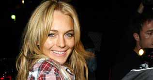  Judge issues arrest warrant for Lindsay Lohan