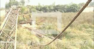 Peshawar: Radio Pakistans tower fell, 3 laborers killed