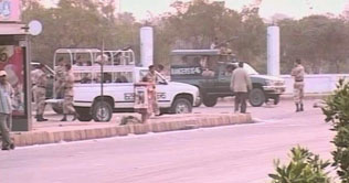 Karachi: Dr. Imran Farooqs funeral, all transport to shut down  