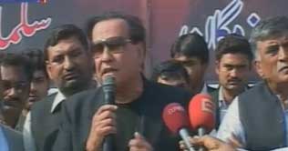 Taseer assures consistent support to flood victims