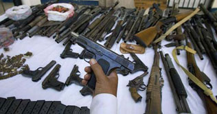 Karachi: illeagal weapons' cases recommended non-bailable