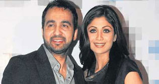 Raj gifts Burj Khalifa flat to Shilpa