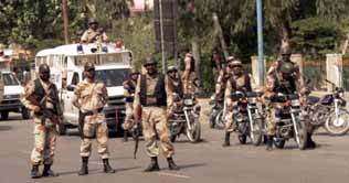  Karachi: Rangers freed 100 held during crackdown