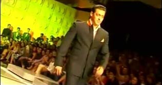 Salman-Aamir to walk the ramp