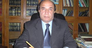 PMs advisor Latif Khosa tenders resignation