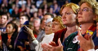 Obama lends weight to Massachusetts Dems