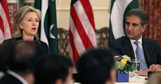US offers $2bn security aid to Pakistan: Hillary
