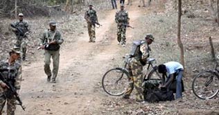 India: land-mine explosion kills 6 police personnel