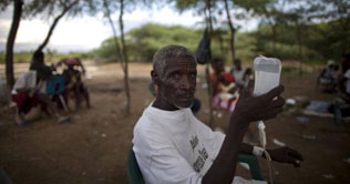 Haiti: Cholera death toll tops 250