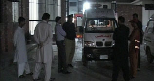 Lahore: Speeding car kills 2 motorbike riders