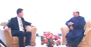 Sukkur :Zardari, Clegg discuss flood situation