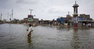  Dadu: Breach in Suprio bund widens to 150ft