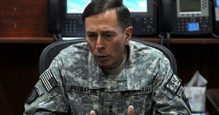 Petraeus demands 2,000 more troops for Afghanistan