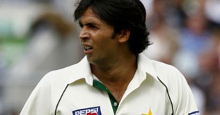 Asif considers asylum in Britain 