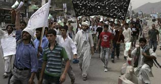 PMN-N workers protest Quran burning plan