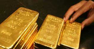 Gold hits record high