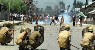  IHK: Youth killed, dozens injured as troops open fire