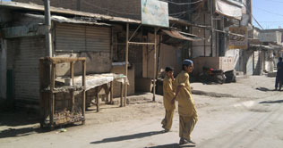 Quetta shut to protest attack on Fazl 