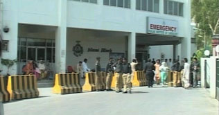 Doctors resume emergency duties on Dunya News request