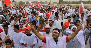 Bahrain: Labourers dismissed for supporting protests