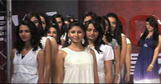 Spring fashion show in Mumbai 
