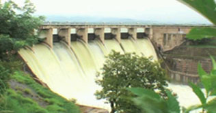 Shahbaz takes notice of cut in Punjabs water share