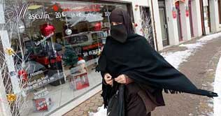 France to enforce ban to wear veils