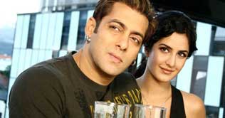 Kat and Sallu to perform in dance number