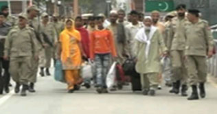 India releases 39 Pakistanis at Wagah Border