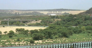 Water reservoirs necessary to avoid drought: IRSA Chairman
