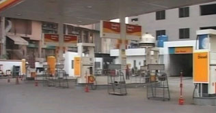 CNG and petrol stations observe strike in Punjab 