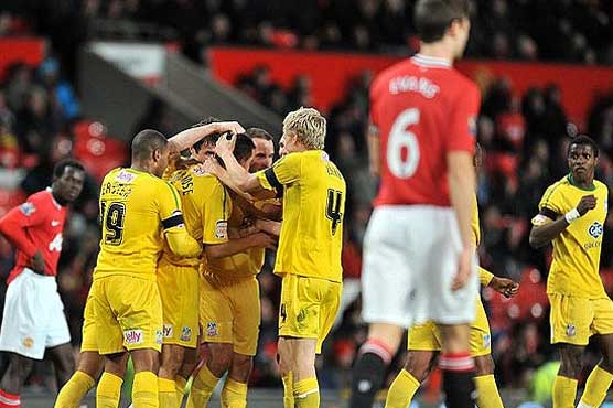 Man United knocked out of cup by Crystal Palace