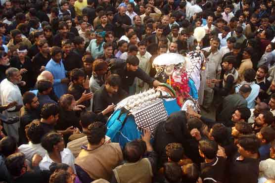 Peaceful Ashura observed amid tight security