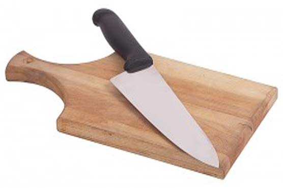 Thanksgiving spat over chair ends in knife attack