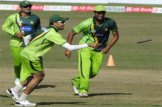 Buoyant Pakistan gear for B'desh Tests