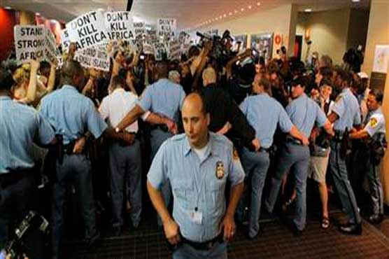 New deal tabled at climate talks after rebellion