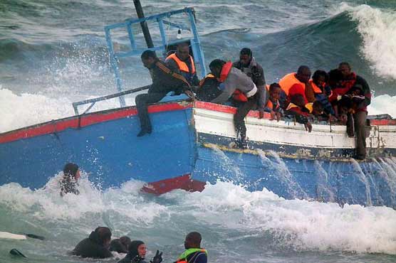 Boat carrying 55 Afghan migrants lands in Italy