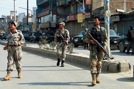 Afghan troops kill suicide bomber near NATO base