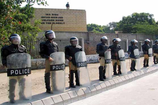 Karachi: situation tense in Layari after 4 killings