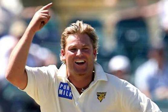 Warne to play T20 despite burnt hand