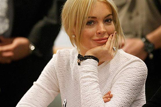 Lindsay Lohan missed flight