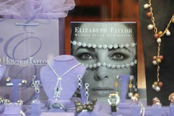 Elizabeth Taylor's jewelry sells for $115 million