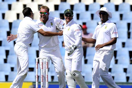 South Africa on top in opening Test