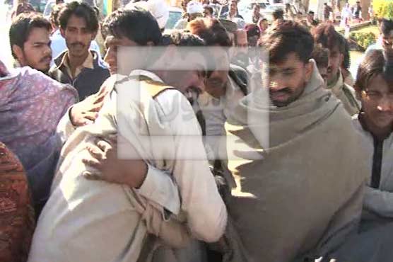 Faisalabad: farmer killed as sugar mill guard fires on demo