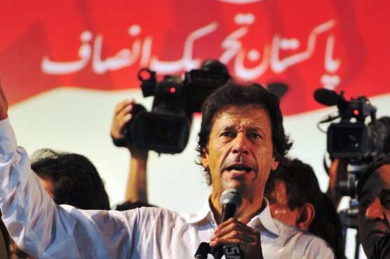 Better watch your stumps, Imran tells Nawaz