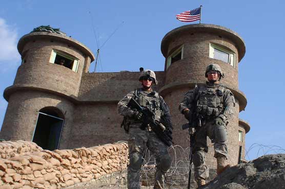 Judges: UK has 4 weeks to free US-held Pakistani