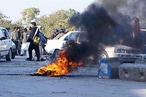 Islamabad: Protestors blocked expressway against gas-shedding